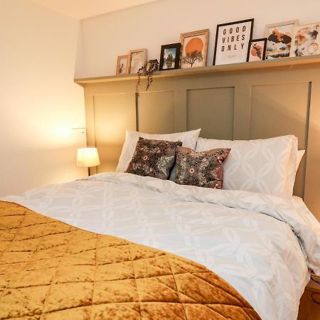 לנדרינדוד וולס Bridgend Cottages מראה חיצוני תמונה