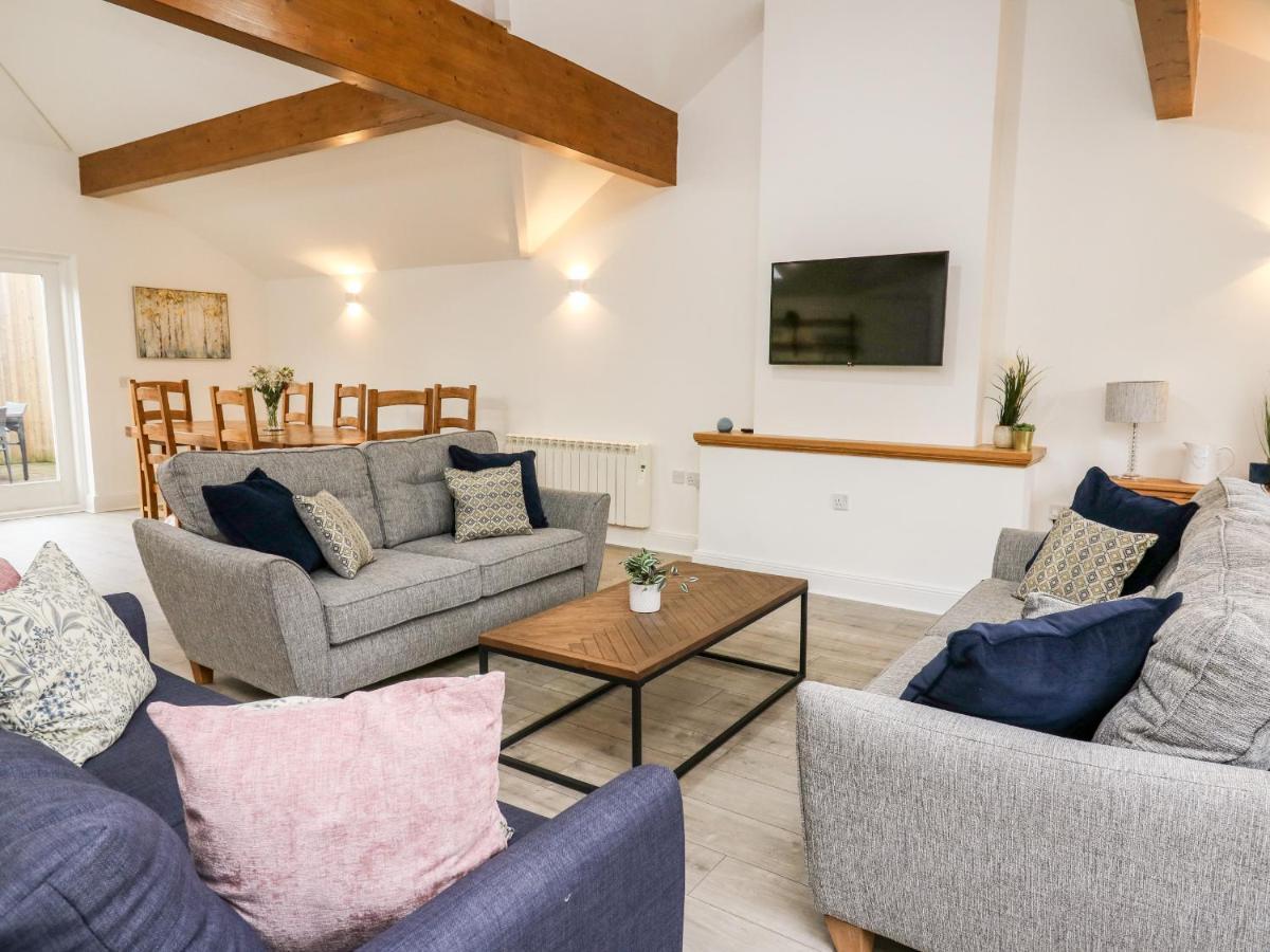 לנדרינדוד וולס Bridgend Cottages מראה חיצוני תמונה